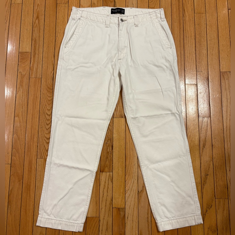 Abercrombie & Fitch Men's lightweight Loose Jeans 34x32